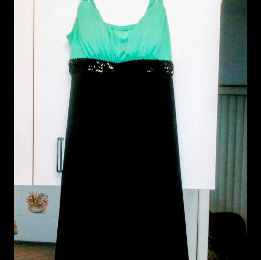 Ladies dress